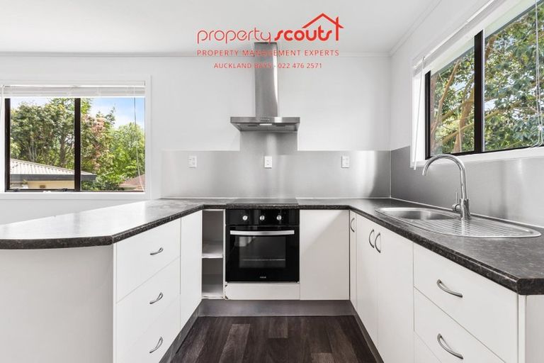 Photo of property in 551 Swanson Road, Ranui, Auckland, 0612