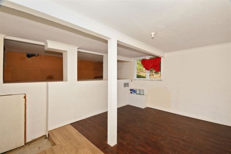 Photo of property in 60 Sherwood Road, Onerahi, Whangarei, 0110