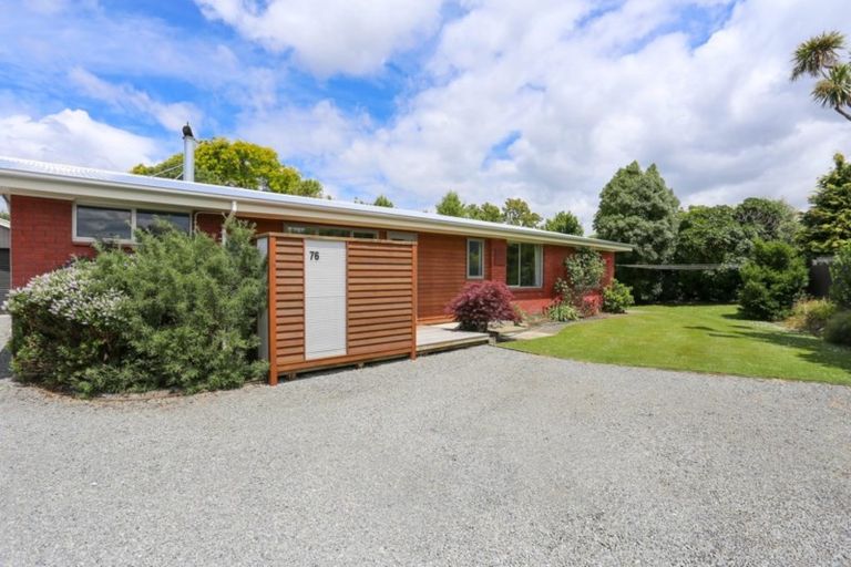 Photo of property in 76 Roberta Drive, Somerfield, Christchurch, 8024