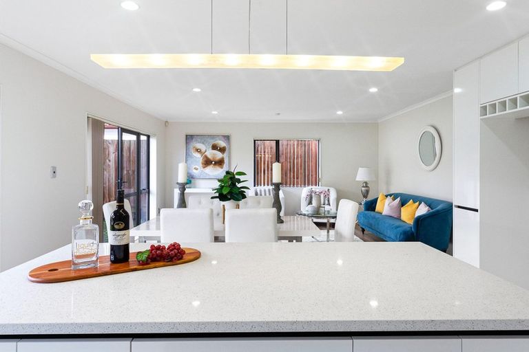 Photo of property in 3 Magnolia Place, Flat Bush, Auckland, 2016