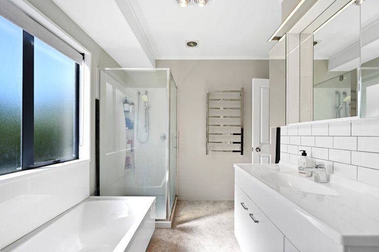 Photo of property in 31 Sarindah Place, Fairview Downs, Hamilton, 3214