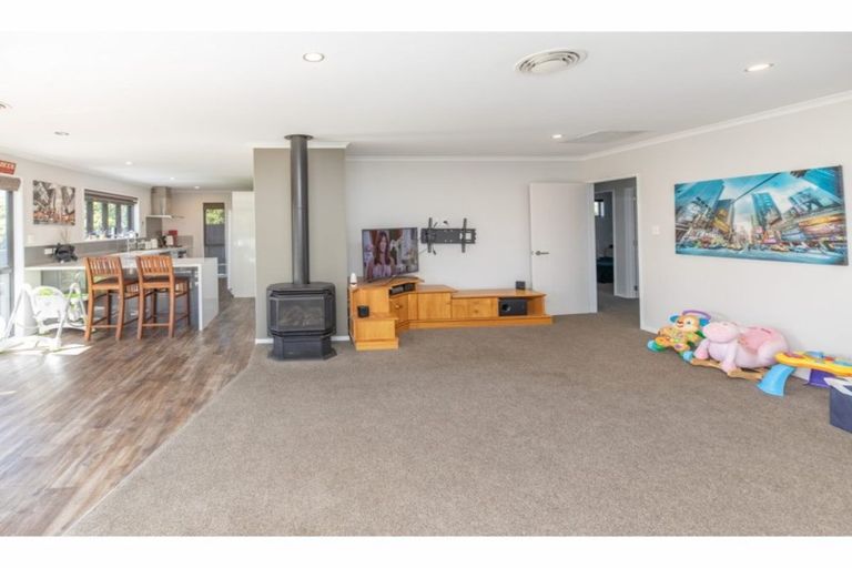 Photo of property in 57 Birchfield Avenue, Dallington, Christchurch, 8061