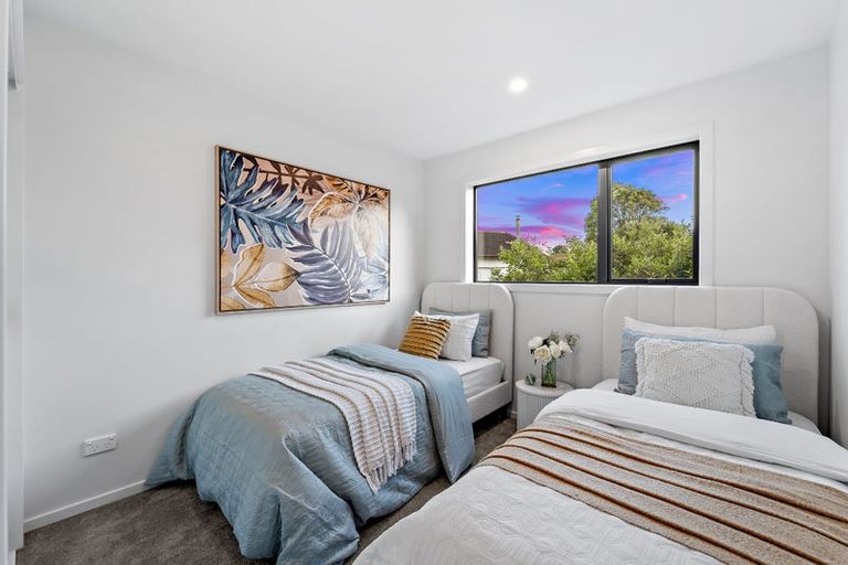 Photo of property in 1/23 Tudor Road, Henderson, Auckland, 0610