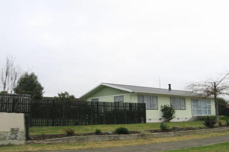 Photo of property in 41 Fife Crescent, Tamatea, Napier, 4112