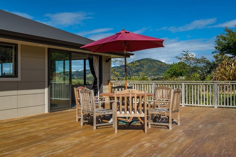 Photo of property in 11 Thomson Street, Green Island, Dunedin, 9018