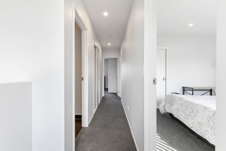 Photo of property in 39/11 Ray Small Drive, Papakura, 2110