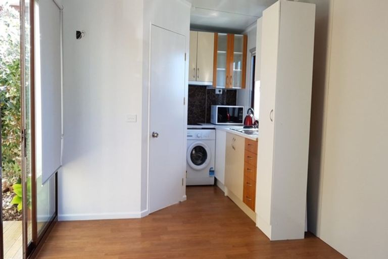 Photo of property in 20 Corunna Road, Milford, Auckland, 0620