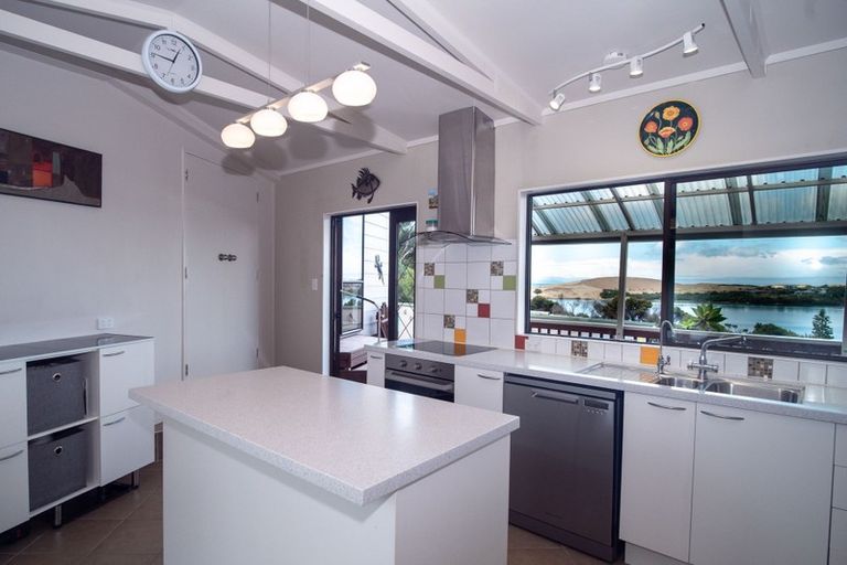 Photo of property in 70 Cheviot Street, Mangawhai Heads, Mangawhai, 0505