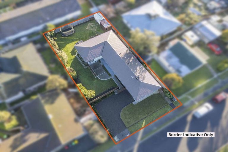 Photo of property in 8 Buckham Street, Rangiora, 7400