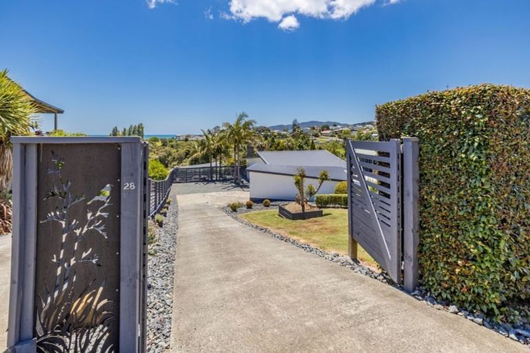 Photo of property in 28 Berghan Road, Coopers Beach, 0420