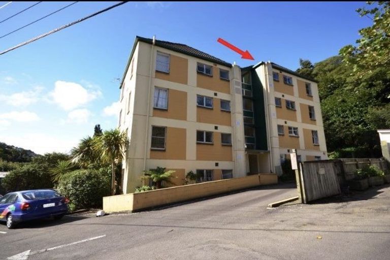 Photo of property in 8/161 Glenmore Street, Kelburn, Wellington, 6012