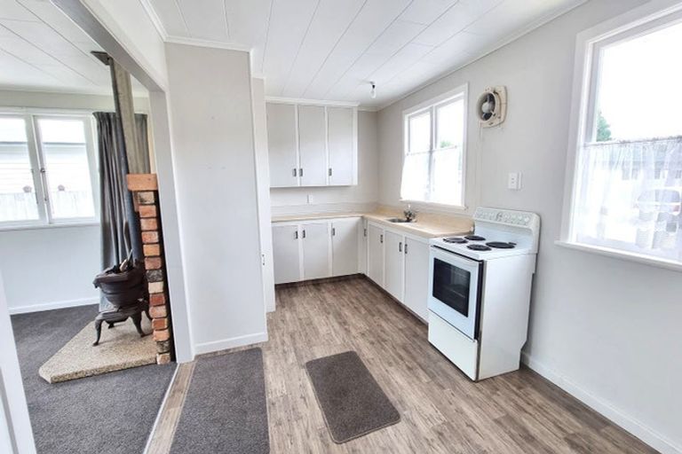 Photo of property in 57 Queen Road, Bellevue, Tauranga, 3110