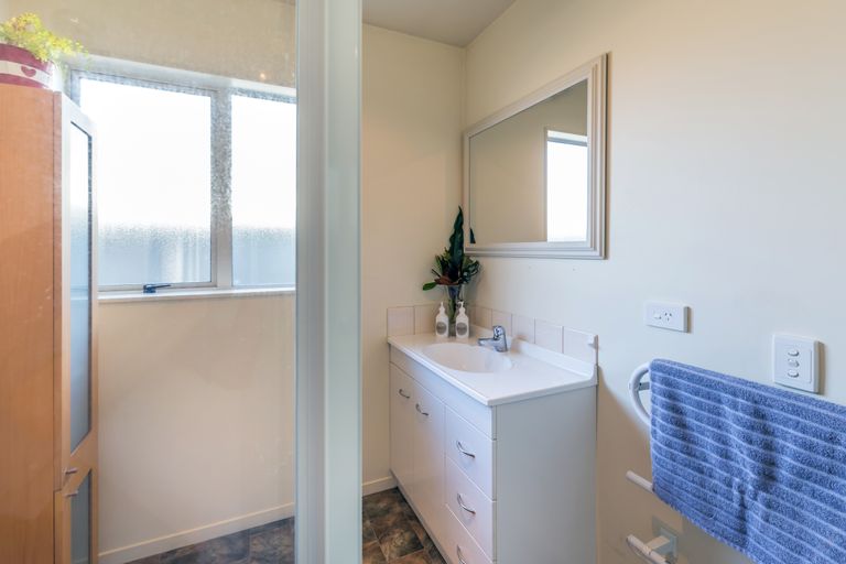 Photo of property in Rivertown Villas, 150 Williams Street, Kaiapoi, 7630