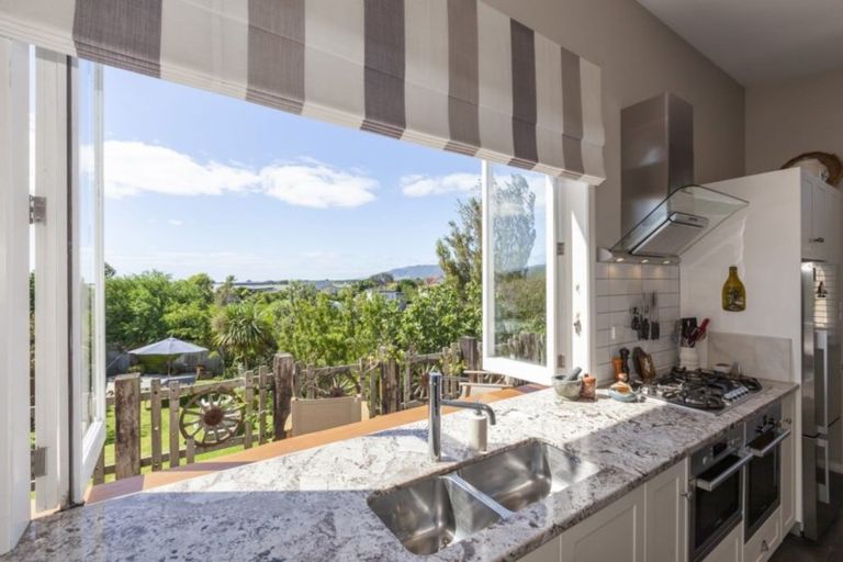 Photo of property in 13 Ngaio Road, Raumati Beach, Paraparaumu, 5032