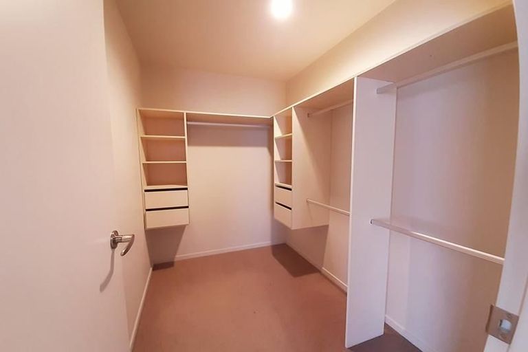 Photo of property in 25 Andy Crescent, Flat Bush, Auckland, 2016