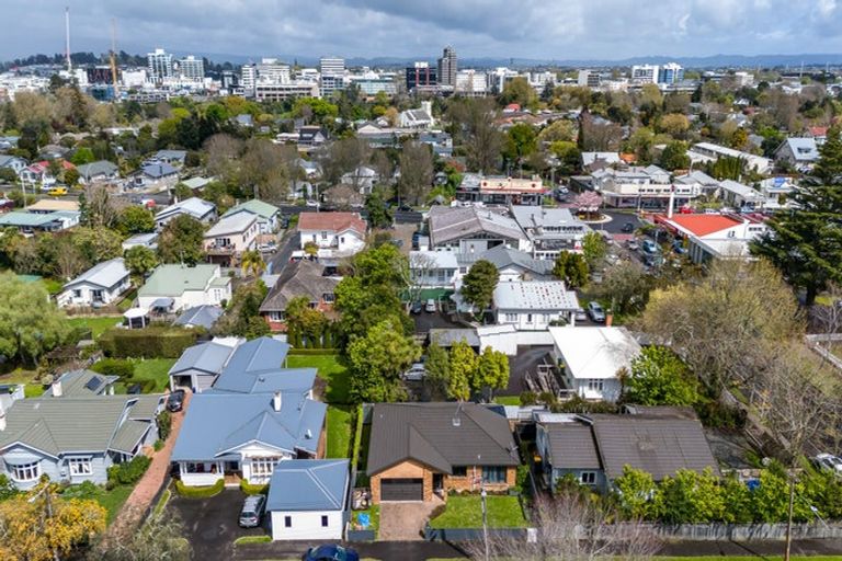 Photo of property in 1a Masons Avenue, Hamilton East, Hamilton, 3216