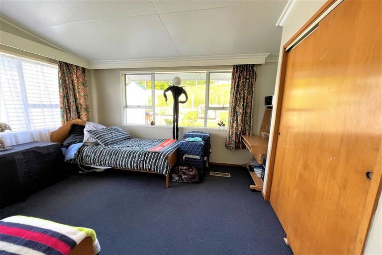 Photo of property in Kaitangata School, 48 Poole Street, Kaitangata, 9210