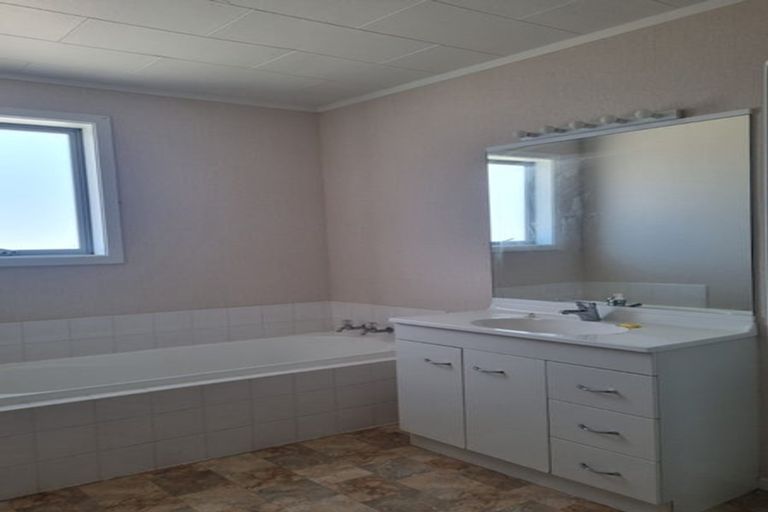 Photo of property in 1/13 Studfall Street, Pakuranga Heights, Auckland, 2010