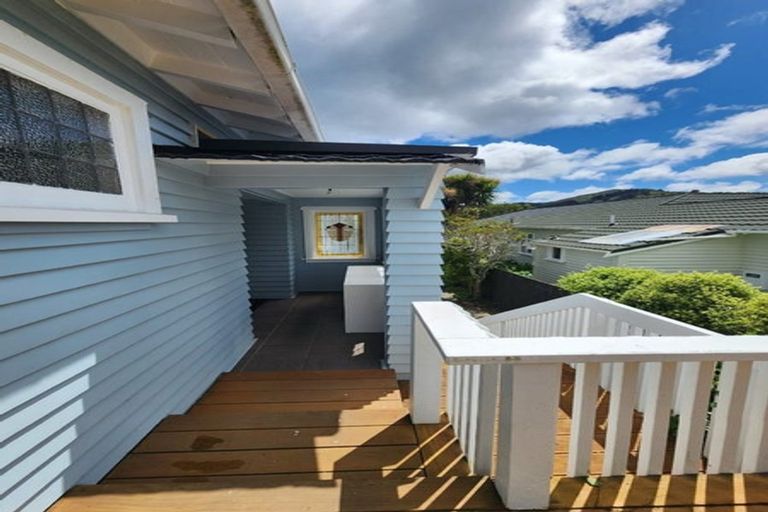 Photo of property in 12 Cook Street, Karori, Wellington, 6012