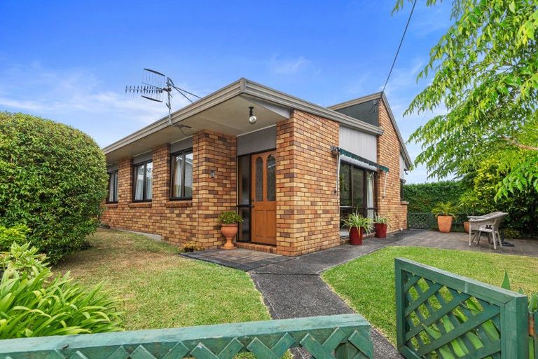 Photo of property in 1-4/7a Kent Road, Regent, Whangarei, 0112