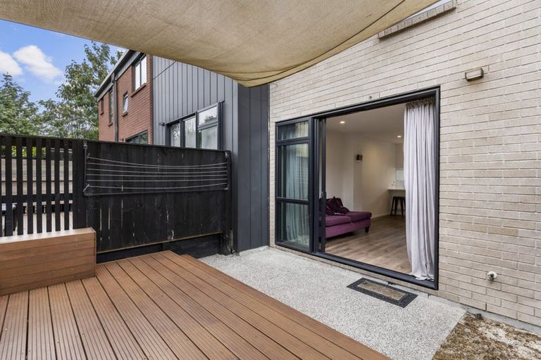 Photo of property in 14 Rara Lane, Manukau, Auckland, 2104