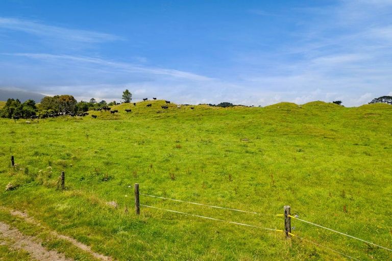 Photo of property in 955 Opua Road, Opunake, 4681