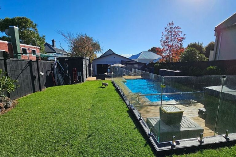Photo of property in 7 Fifth Avenue, Mount Albert, Auckland, 1025
