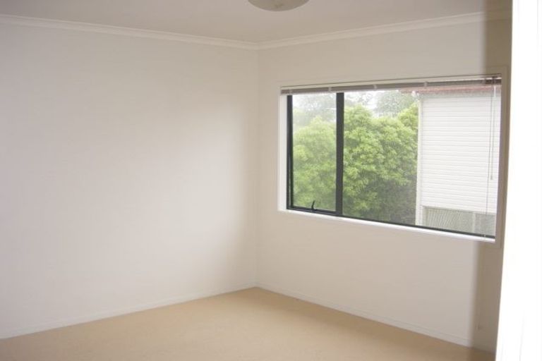 Photo of property in 51 Tiri Tiri Road, Birkdale, Auckland, 0626