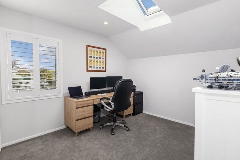 Photo of property in 82 The Circle, Manly, Whangaparaoa, 0930