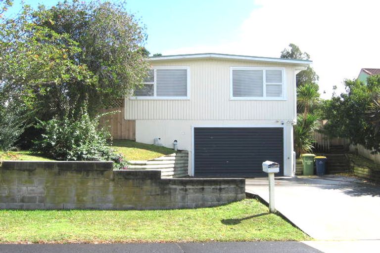 Photo of property in 1a Talavera Place, Te Atatu South, Auckland, 0602