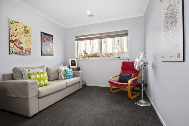 Photo of property in 53 Endeavour Drive, Whitby, Porirua, 5024