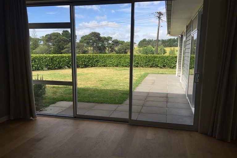 Photo of property in 2 York Terrace, Riverhead, 0820