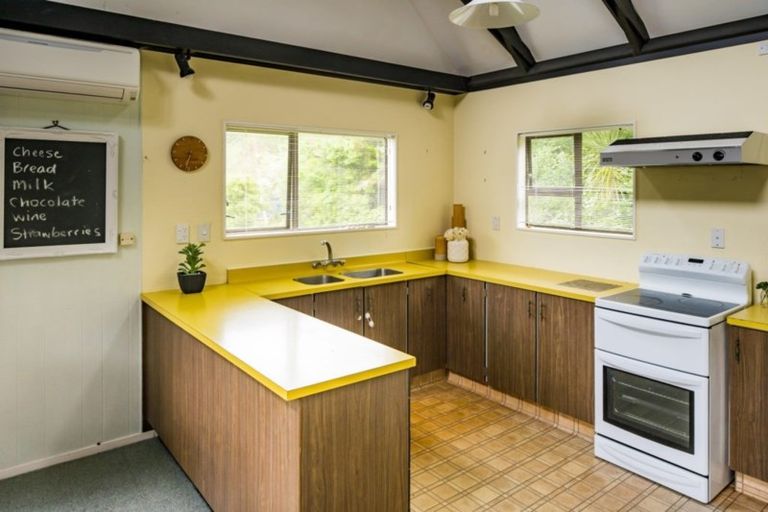 Photo of property in 69 Cluny Road, Plimmerton, Porirua, 5026