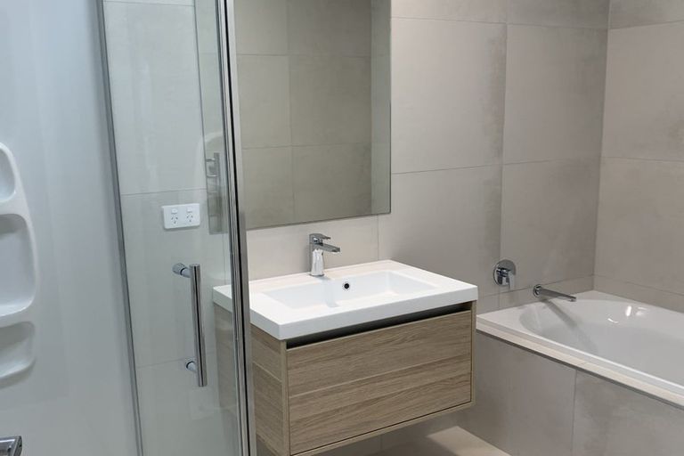 Photo of property in 20 Rauriki Lane, Rosehill, Papakura, 2113