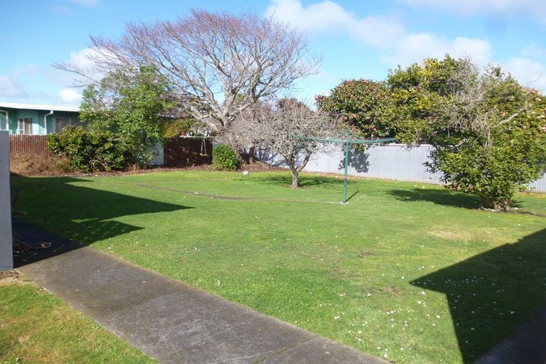 Photo of property in 40 Hunter Street, Hawera, 4610