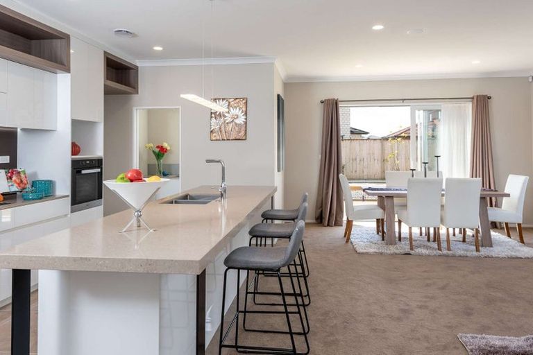 Photo of property in 3 Creggan Crescent, Flat Bush, Auckland, 2019