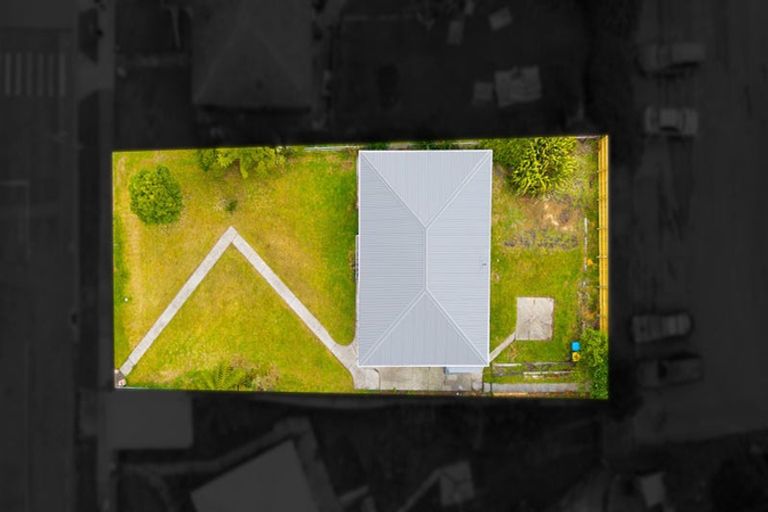 Photo of property in 8 Hampshire Street, Cannons Creek, Porirua, 5024