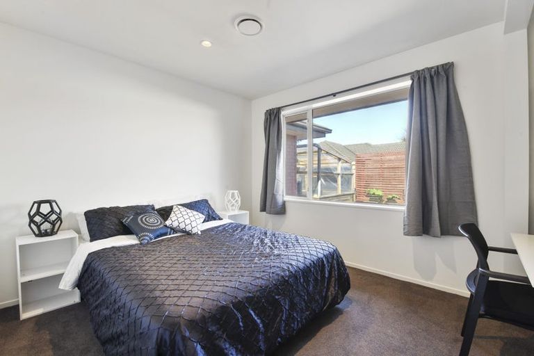 Photo of property in 6 Punga Lane, Parklands, Christchurch, 8083