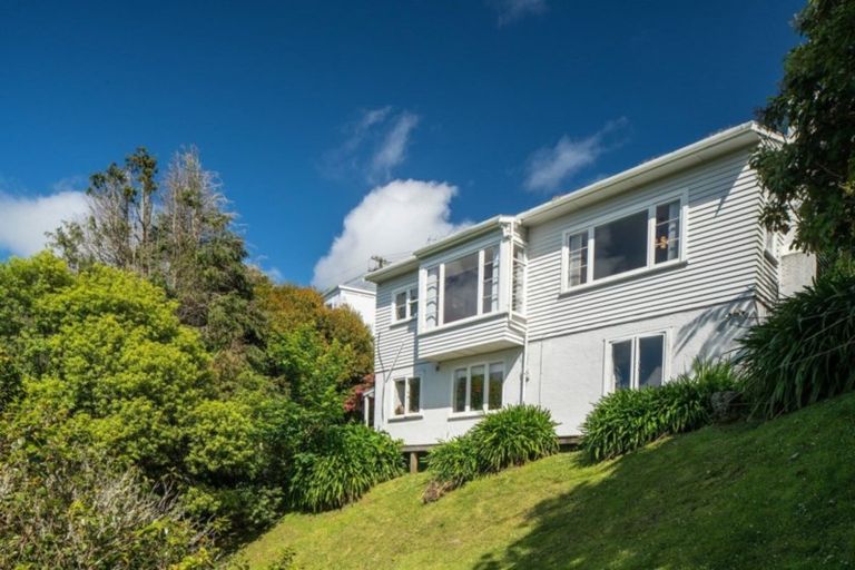 Photo of property in 15 Mertoun Terrace, Highbury, Wellington, 6012