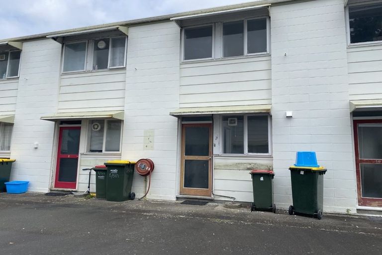 Photo of property in 9/569 High Street, Boulcott, Lower Hutt, 5010