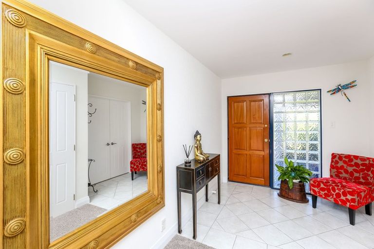 Photo of property in 117 Mangorei Road, Merrilands, New Plymouth, 4312