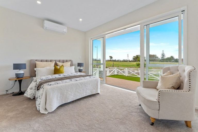 Photo of property in 113 Mutetai Road, Clarks Beach, 2122