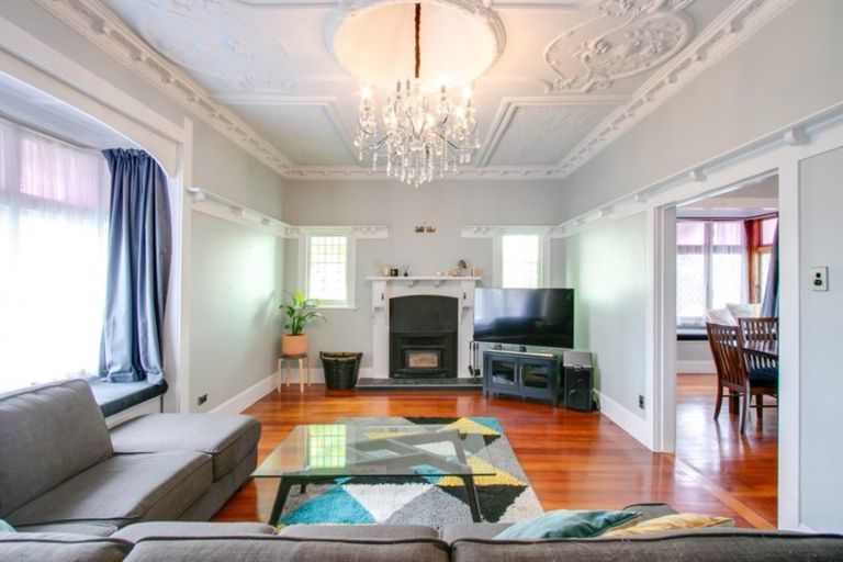 Photo of property in 25 Kennedy Road, Napier South, Napier, 4110