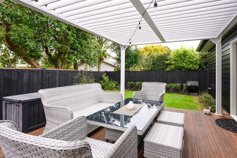 Photo of property in 5a Athlone Place, Hokowhitu, Palmerston North, 4410