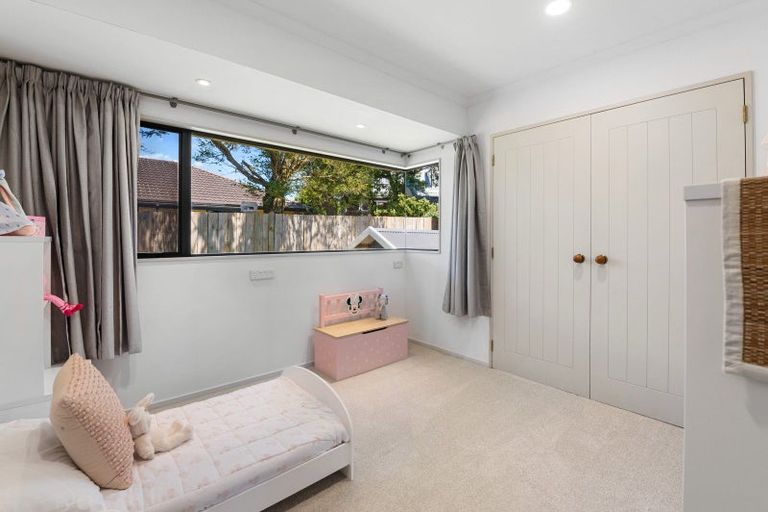 Photo of property in 22 Hoyte Place, Pukehangi, Rotorua, 3015