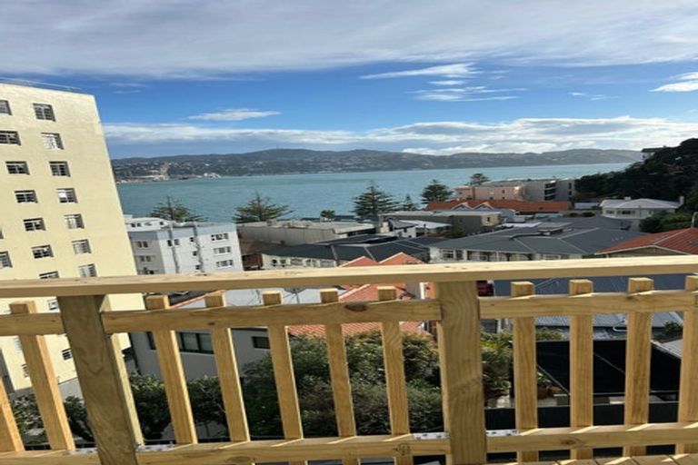 Photo of property in 8 Wilkinson Street, Oriental Bay, Wellington, 6011