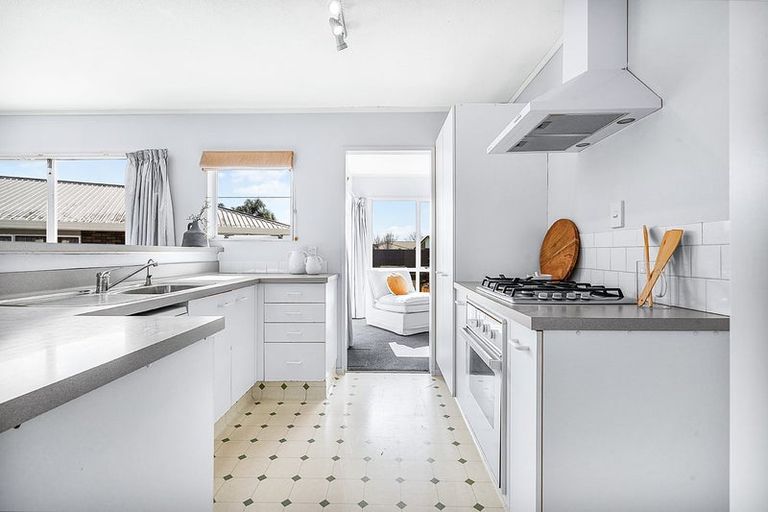 Photo of property in 5 Admiral Crescent, Flagstaff, Hamilton, 3210