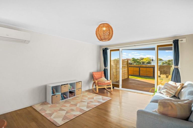 Photo of property in 29 Beach Road, North New Brighton, Christchurch, 8083