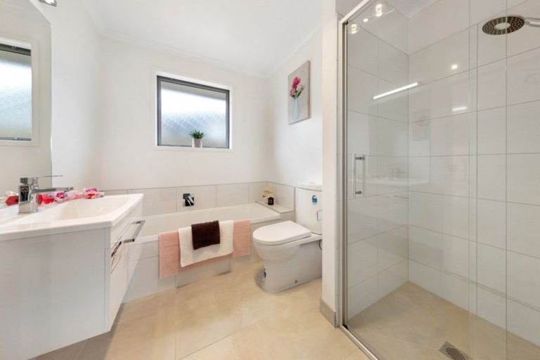 Photo of property in 81 Harriet Johnston Drive, Pokeno, 2402