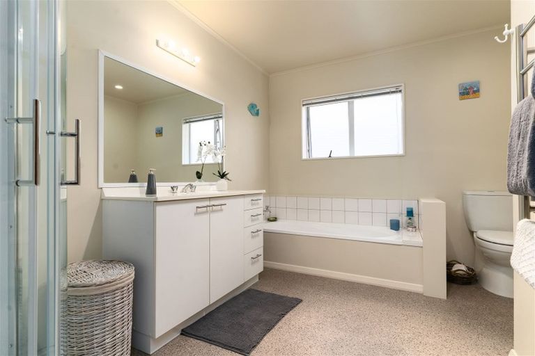 Photo of property in 15 Second Street, Lansdowne, Masterton, 5810